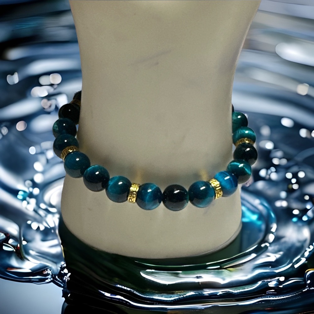 ✨Cute Blue Tiger Eye Stretch Bracelet✨ - Picture 3 of 3